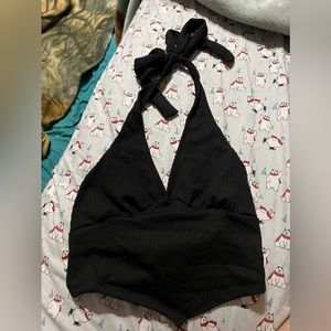 Rue 21 black crop top
